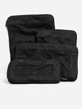 MONOS Black Compressible Packing Cubes EUC 4 Piece Set